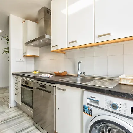 Masuti - Gym, Pool, Terrace & Garden